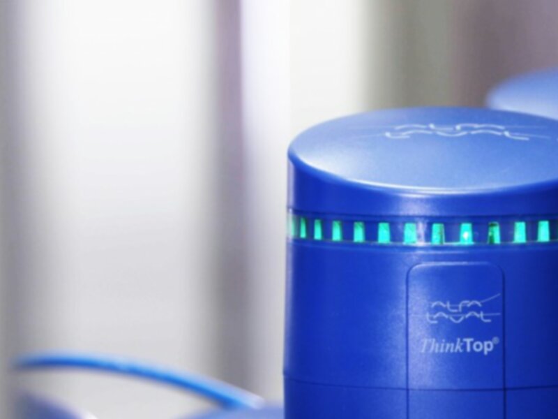 Jak oszczędzać wodę w przemyśle? Nowa jednostka Alfa Laval ThinkTop do czyszenia zaworów spustowych oszczędza aż 95 % CIP. - zdjęcie
