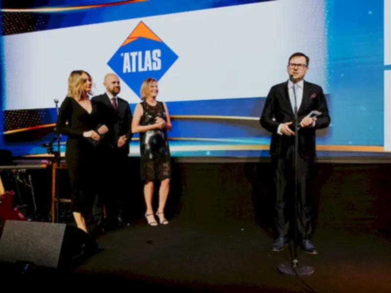 Grupa Atlas ze statuetką Modern Retail Award 2022 - zdjęcie