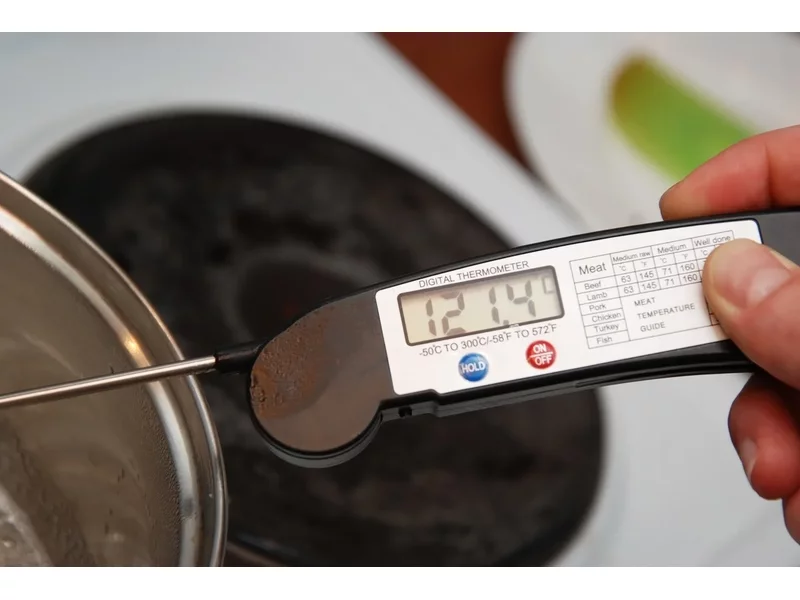 Termometr kuchenny - do czego służy i jaki wybrać? zdjęcie