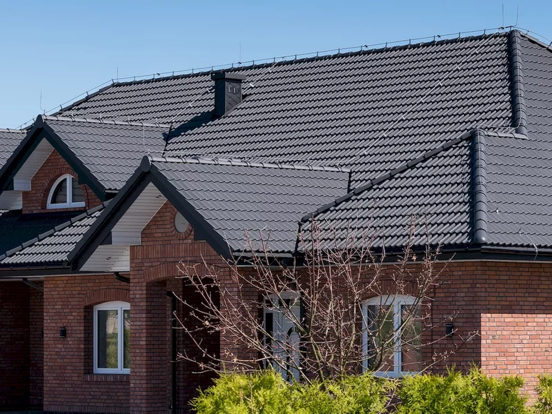 Dachówki cementowe – trwałe i estetyczne pokrycie dachu - zdjęcie