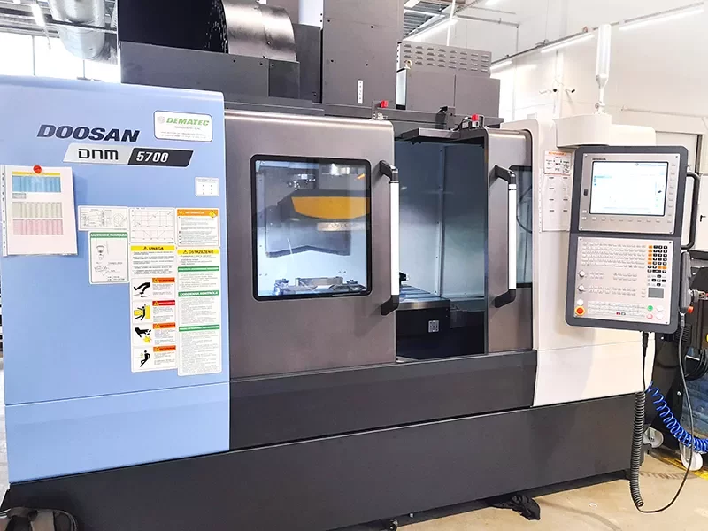 Nowa maszyna CNC zasila park maszynowy Hydomat Tools zdjęcie