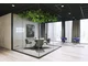 Sposób na cichą i komfortową przestrzeń biurową. Szklane ściany działowe MB–HARMONY Office od Aluprof - zdjęcie
