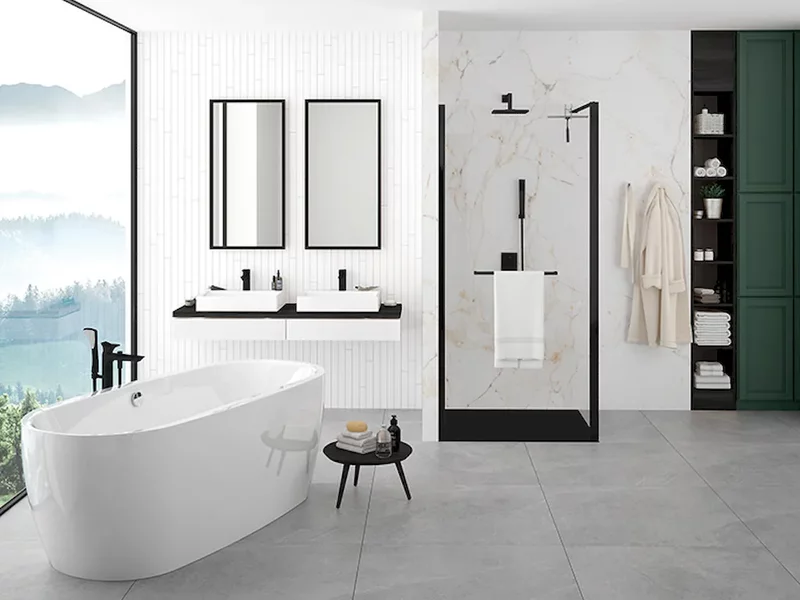 Łazienka z kabiną prysznicową w kolorze czarnym - zdjęcie