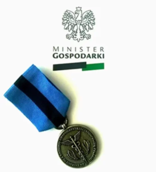 Młynomag z Honorową odznaką za Zasługi dla Rozwoju Gospodarki Rzeczypospolitej Polskiej - zdjęcie