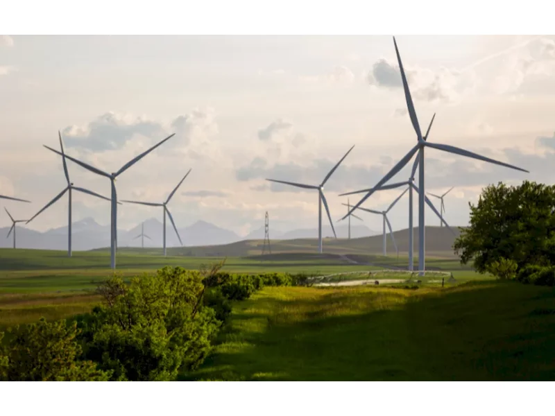 Czy turbiny wiatrowe w przypadku małych instalacji skuteczniej generują prąd? zdjęcie
