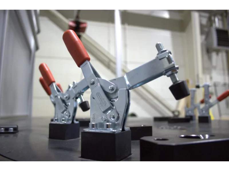 Standardowe elementy maszyn w stanowisku do badania i kontroli wyrobów – Case study firmy MECANE Engineering Sp. z o.o. i LabteQ Sp. z o.o. zdjęcie