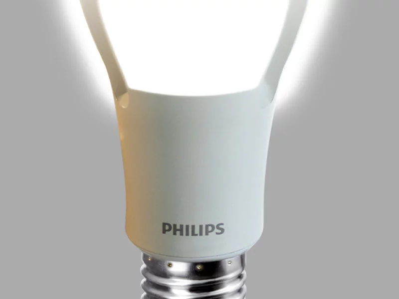 Philips wprowadził na rynek pierwszy LED’owy zamiennik żarówki 75-watowej - zdjęcie