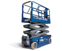Nożycowe platformy robocze GENIE Diesel Scissor Lifts - zdjęcie