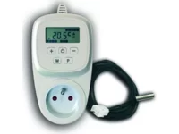 ULTRATHERM HT-600 (sterowanie) -Programowalny termostat wtykowy z wbudowanym czujnikiem powietrznym i zewnętrznym - zdjęcie