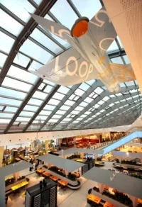 Klienci części gastronomicznej centrum handlowego Loop5 mają niebo na wyciągnięcie ręki, fot. D+H