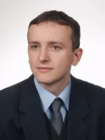 Przemysław Knura Senior Product Manager w firmie D+H Polska. Specjalista w zakresie systemów sygnalizacji pożarowej. Absolwent Szkoły Głównej Służby Pożarniczej.