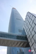Jamsil Lotte World Tower w Seulu z systemami klimatyzacji LG.