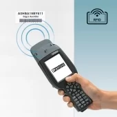 Czytniki RFMARK do bezkontaktowego opisywania i wczytywania informacji z transpondera RFID z technologią HF i UHF.