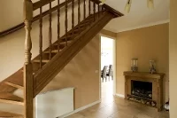 Ekologiczne lakiery przeznaczone są do malowania zarówno podłóg i schodów, jak i mebli czy elementów dekoracyjnych Fot.: Domalux