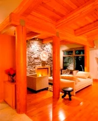 Drewniane elementy w domu wymagają specjalnej ochrony Fot. Domalux