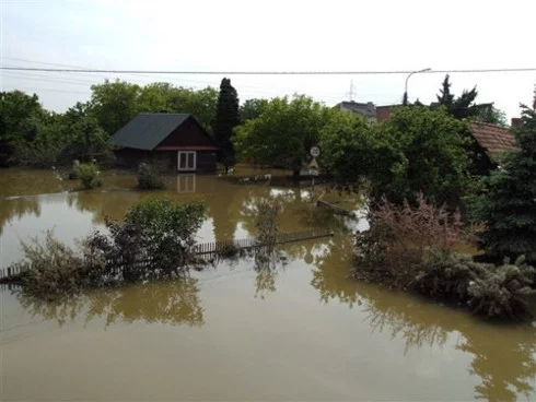 Krajobraz po powodzi - Sandomierz. Foto: Jacek Zięba Xella Polska