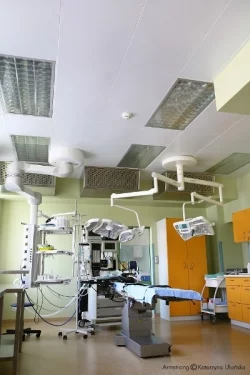 fot. Armstrong - higieniczna sala operacyjna - Szpital Miejski w Sosnowcu