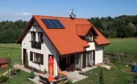 Dom z 3 kolektorami - instalacja solarna dla podgrzewania CWU Hewalex