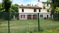 Prywatny dom w prowincji Parma we Włoszech z ogrodzeniem Securifor 2D firmy Betafence