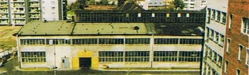 Fotografia przedstawiająca budynek DOMGOSu z lat 80, DOMGOS