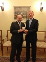 Krzysztof Domarecki uhonorowany medalem za współpracę z Chinami