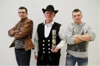 Pierwsze Mistrzostwa Polski Młodych Dekarzy z użyciem pianokleju dekarskiego TYTAN Professional KDT12