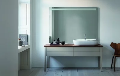 Duńska projektantka Cecilie Manz łączy skandynawską elegancję oraz subtelny kolor w kolekcji łazienkowej Luv