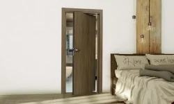 Drewno w różnej odsłonie na drzwiach
