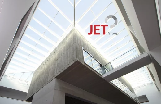 Grupa VELUX kupuje firmę JET-Group od spółki Egeria