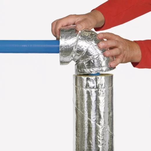 Kiedy instalacja nie jest prosta… użyj elementy do izolacji kolan rurociągowych Paroc!