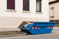 Jakie odpady wrzucać do zamówionego kontenera na odpady
