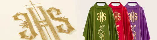 Uroczyste chwile ubrane w najwyższej jakości szaty liturgiczne
