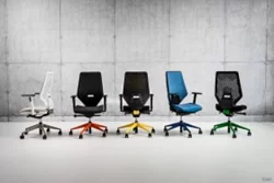 Czym wyróżnia się idealny fotel biurowy?