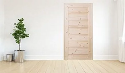 Drzwi drewniane, schody, ościeżnice - Kornik