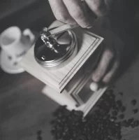 Parzenie kawy – tradycja kontra alternatywa