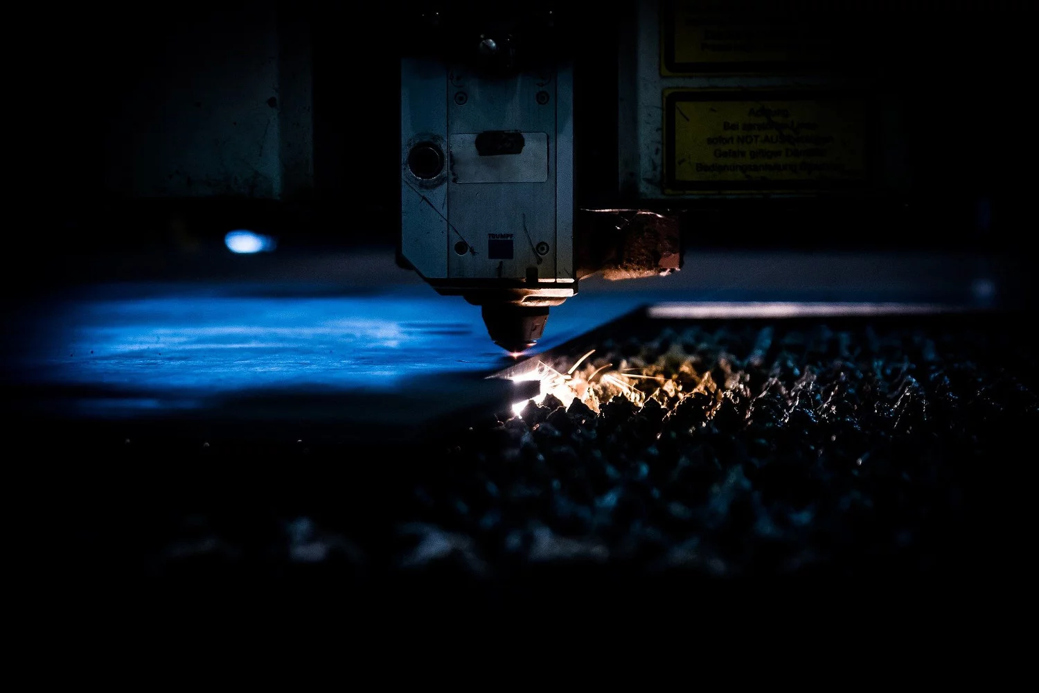 Cięcie laserowe czyli jak zoptymalizować proces obróbki metalu