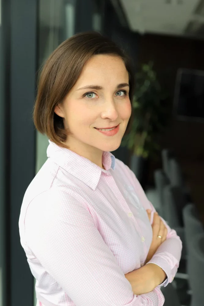 Katarzyna Tencza_Associate Director Investment Hospitality w Walter Herz