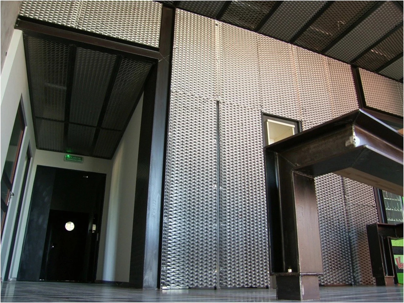 Metalowe siatki fasadowe Stalowe oraz aluminiowe