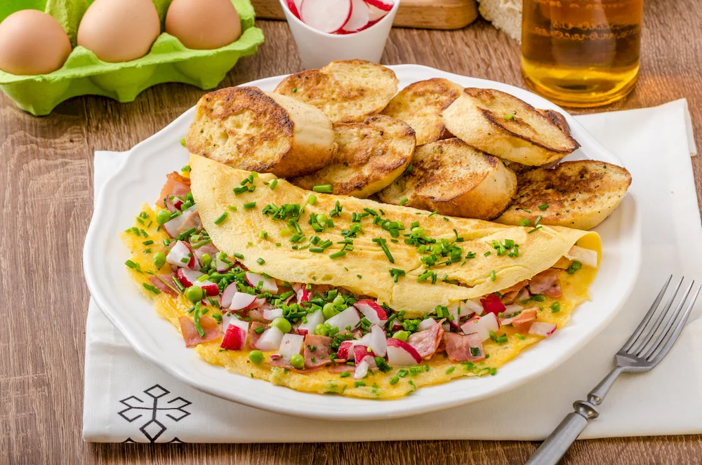 Omlet z warzywami – śniadanie idealne