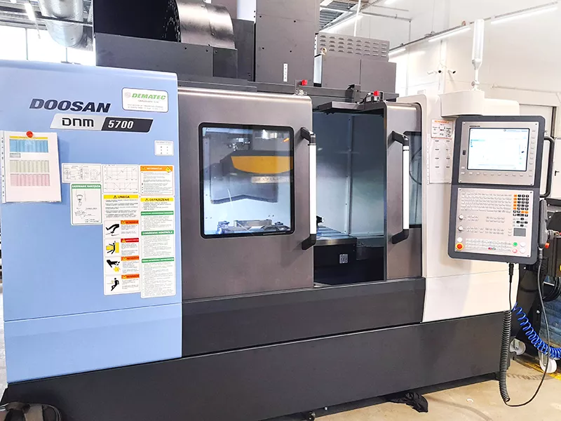 Nowa maszyna CNC zasila park maszynowy Hydomat Tools