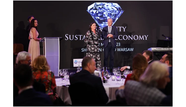 Uroczyste rozdanie nagród podczas gali w ramach IX edycji Sustainable Economy Summit