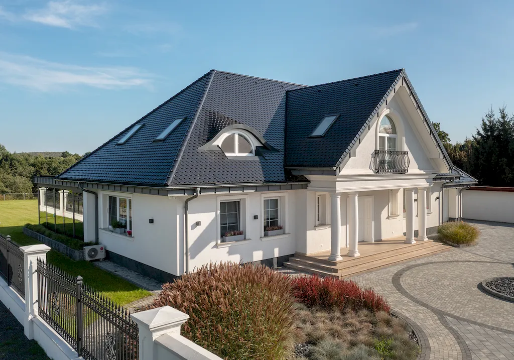 Dlaczego warto wybrać dachówkę ceramiczną CREATON Polska na dach swojego domu? 5 kluczowych zalet produktów marki