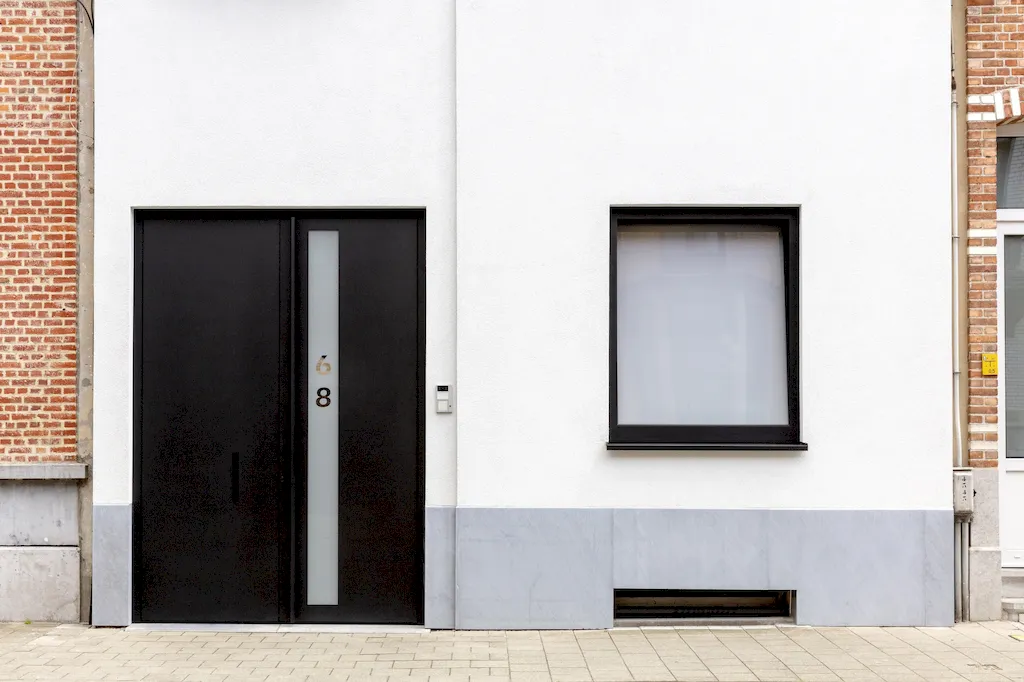 Drzwi aluminiowe zewnętrzne w domu