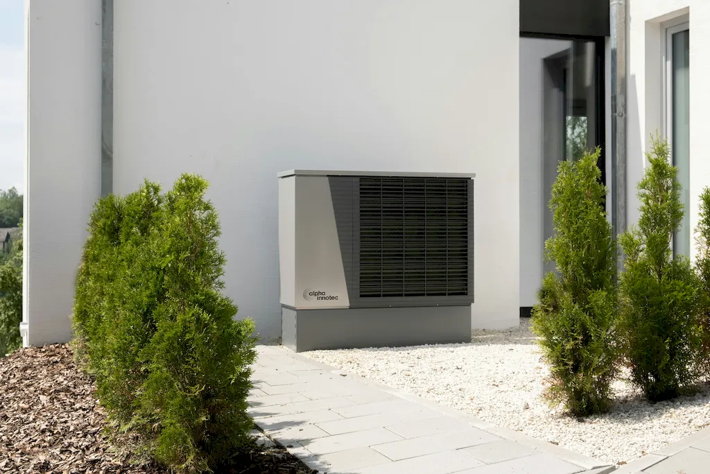Korzyści wynikające z używania pomp ciepła – Innowacyjne rozwiązanie dla komfortu i efektywności energetycznej